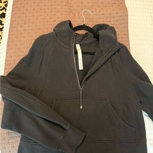 Lululemon Athletica scuba